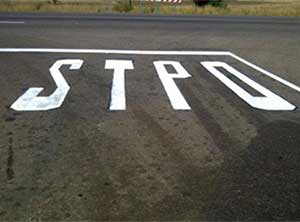 pavement marking spelling mistake